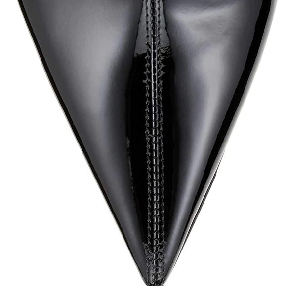 Brandie - Picture 4 of 10